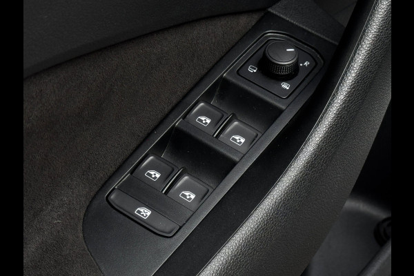 Škoda Kamiq 1.5 TSI 150 PK ACT Sport Business | Camera | Carplay | Stoelverwarming | Climate Control | Automaat