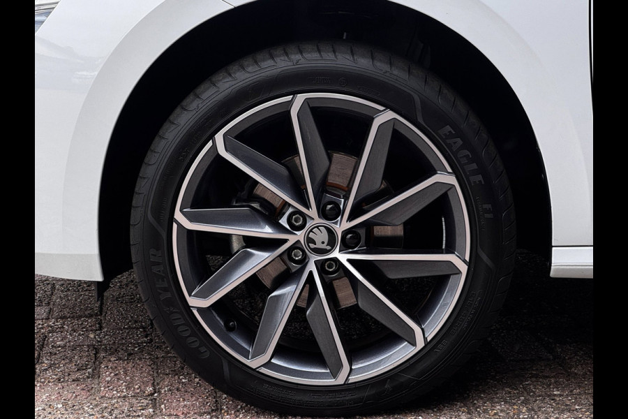 Škoda Kamiq 1.5 TSI 150 PK ACT Sport Business | Camera | Carplay | Stoelverwarming | Climate Control | Automaat