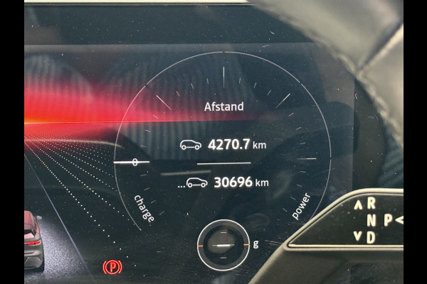 Renault Mégane E-Tech EV40 Techno NAVI-CAMERA-PDC-AIRCO/ECC-TWO TONE-SOH 95,6%