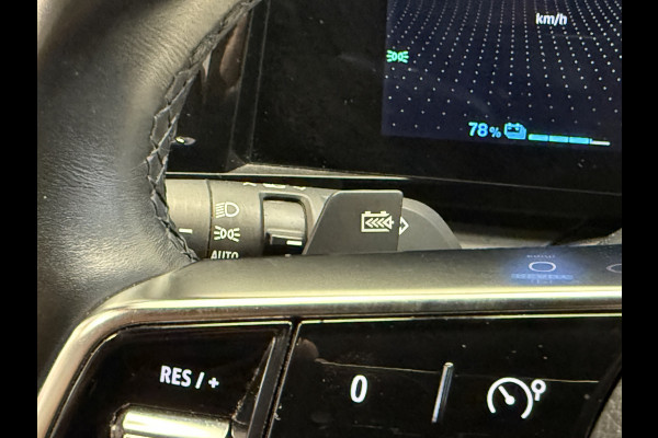 Renault Mégane E-Tech EV40 Techno NAVI-CAMERA-PDC-AIRCO/ECC-TWO TONE-SOH 95,6%