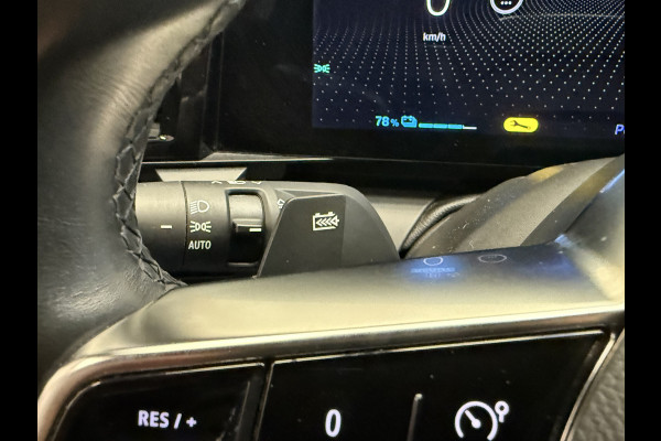Renault Mégane E-Tech EV40 Techno NAVI-CAMERA-PDC-AIRCO/ECC-TWO TONE-SOH 95,6%