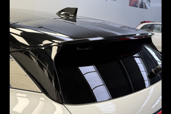 Renault Mégane E-Tech EV40 Techno NAVI-CAMERA-PDC-AIRCO/ECC-TWO TONE-SOH 95,6%
