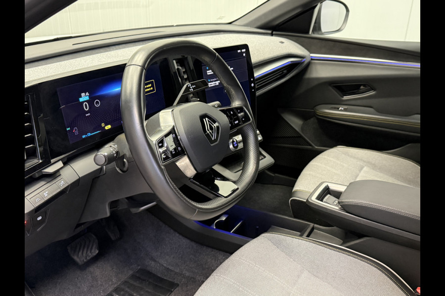 Renault Mégane E-Tech EV40 Techno NAVI-CAMERA-PDC-AIRCO/ECC-TWO TONE-SOH 95,6%