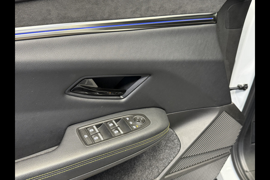 Renault Mégane E-Tech EV40 Techno NAVI-CAMERA-PDC-AIRCO/ECC-TWO TONE-SOH 95,6%