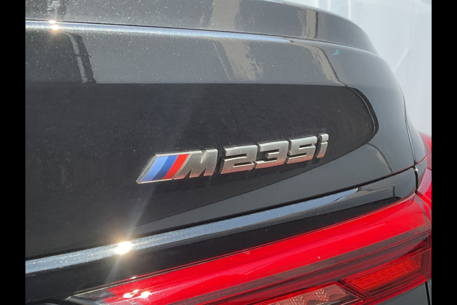 BMW 2 Serie Gran Coupé M235 306pk xDrive HUD Adapt.Cruise Pano.dak Harman/Kardon Memory Orig.NL