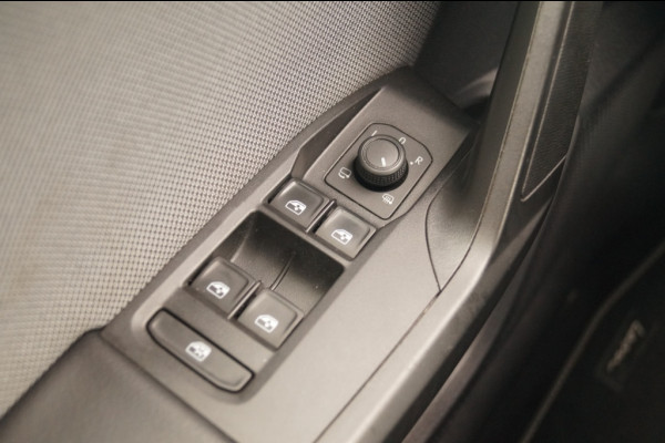 Seat Leon 1.0 eTSI 110pk DSG Style Business Intense -NAVI-ECC-PDC-