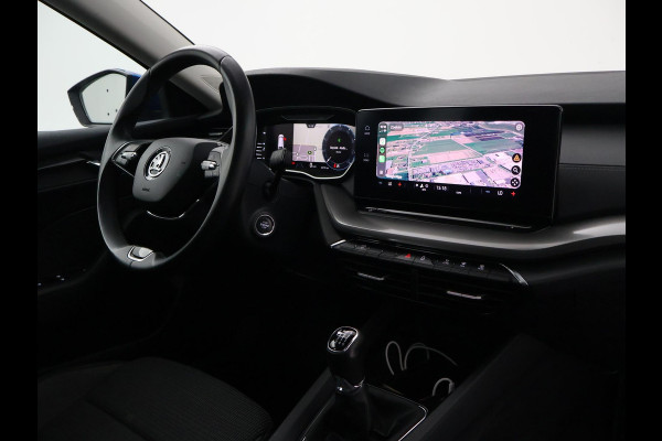 Škoda Octavia Combi 1.0 TSI RACE BLUE + WEGKL. TREKHAAK | VIRTUAL COCKPIT | APPLE CARPLAY | NAVIGATIE | LED