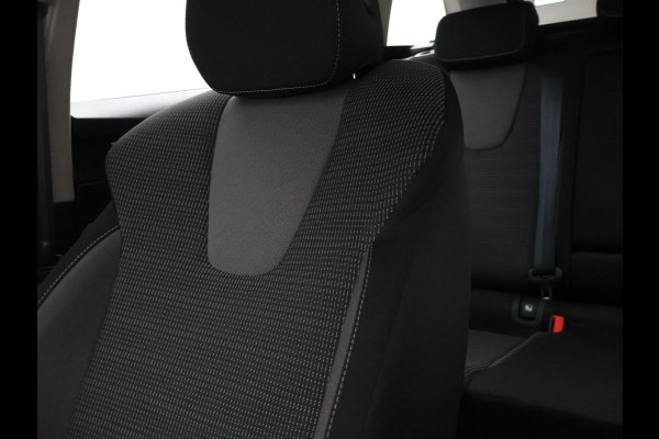 Škoda Octavia Combi 1.0 TSI RACE BLUE + WEGKL. TREKHAAK | VIRTUAL COCKPIT | APPLE CARPLAY | NAVIGATIE | LED