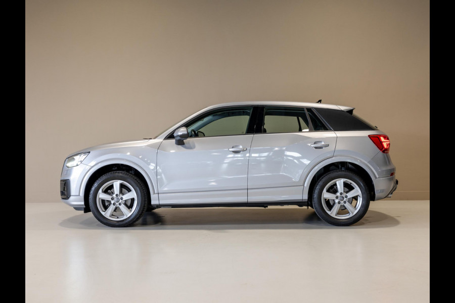 Audi Q2 30 TFSI S-Line Edition / 116pk / Trekhaak / Stoelverwarming /