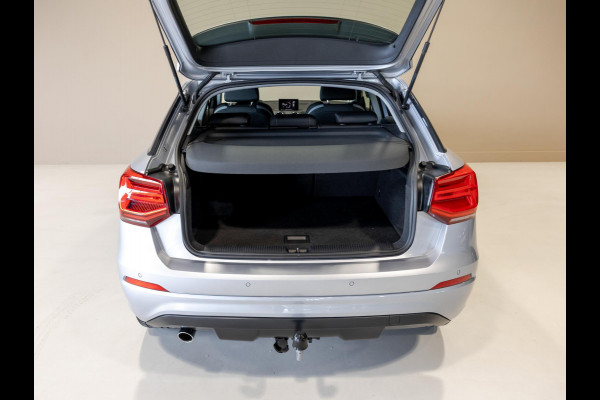Audi Q2 30 TFSI S-Line Edition / 116pk / Trekhaak / Stoelverwarming /
