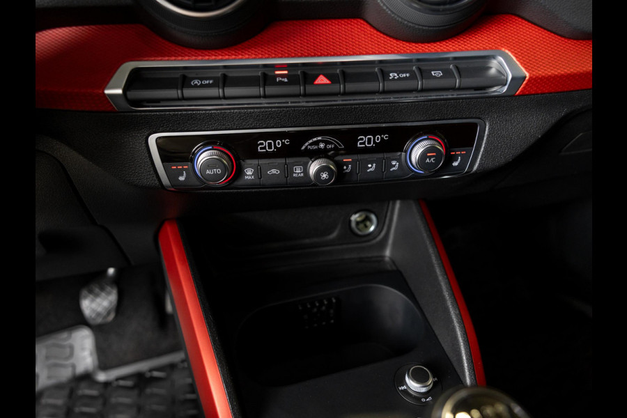 Audi Q2 30 TFSI S-Line Edition / 116pk / Trekhaak / Stoelverwarming /