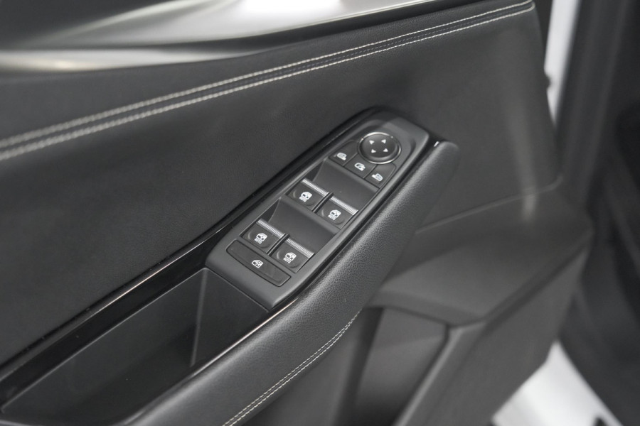 Renault Austral 1.2 E-Tech full hybrid 200 techno | Adaptieve Cruise Control | Treeplanken | Camera | Dodehoekdetectie