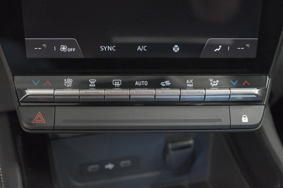 Renault Austral 1.2 E-Tech full hybrid 200 techno | Adaptieve Cruise Control | Treeplanken | Camera | Dodehoekdetectie