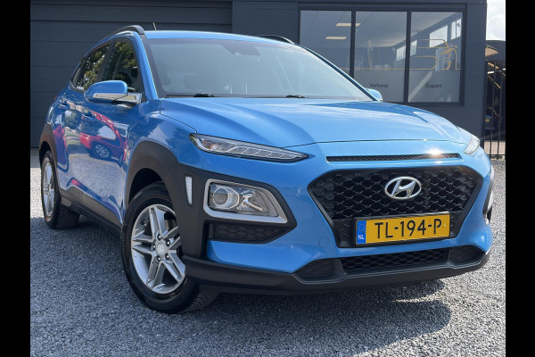 Hyundai Kona 1.0T Essence 2e Eigenaar,Trekhaak,Camera,Carplay,Navi,Clima,Cruise,6 Bak,N.A.P,120pk,Lm velgen,Rijstrooksensor,Pdc,Apk tot 03-2027