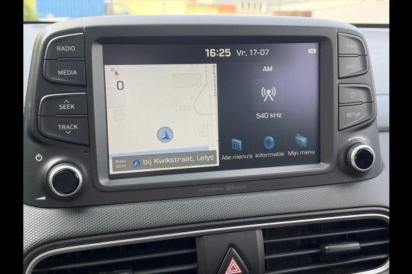 Hyundai Kona 1.0T Essence 2e Eigenaar,Trekhaak,Camera,Carplay,Navi,Clima,Cruise,6 Bak,N.A.P,120pk,Lm velgen,Rijstrooksensor,Pdc,Apk tot 03-2027