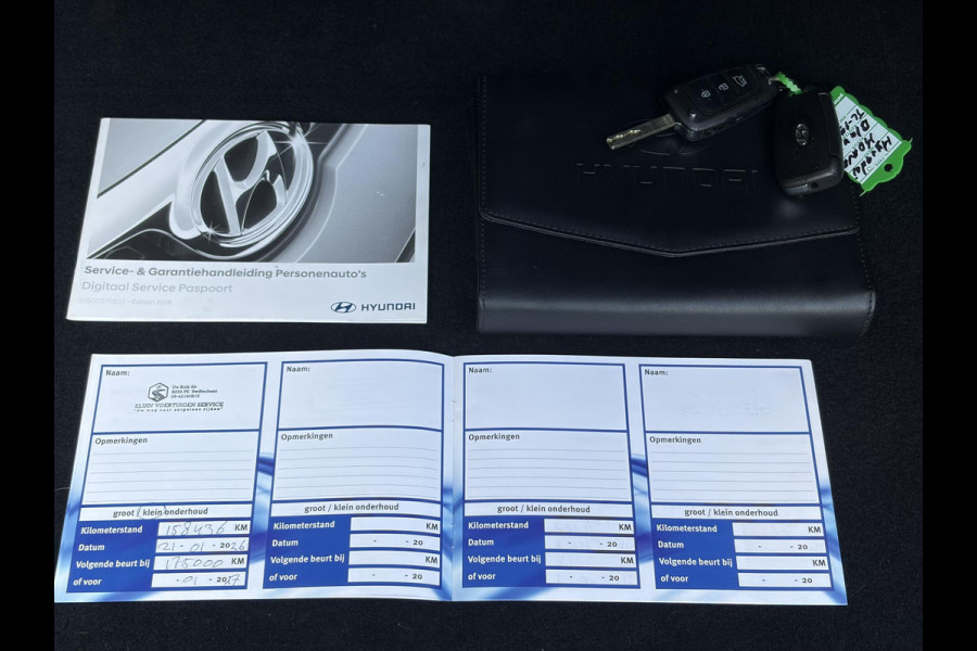 Hyundai Kona 1.0T Essence 2e Eigenaar,Trekhaak,Camera,Carplay,Navi,Clima,Cruise,6 Bak,N.A.P,120pk,Lm velgen,Rijstrooksensor,Pdc,Apk tot 03-2027