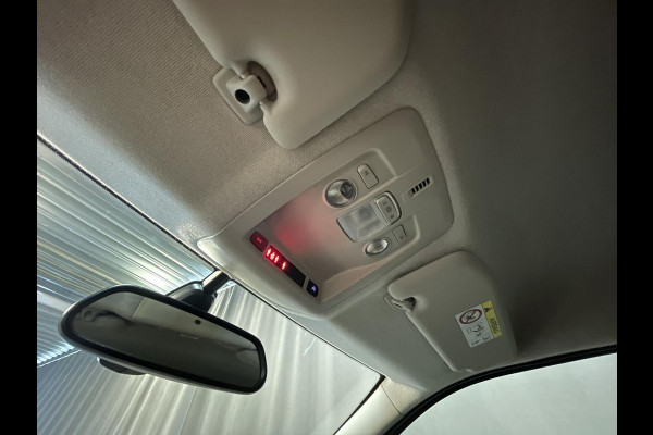 Citroën C4 Cactus 1.2 PureTech Feel 16"/Nieuwe Distributieset/Navigatie/Apple Carplay & Android Auto/PDC/Climate/Cruise