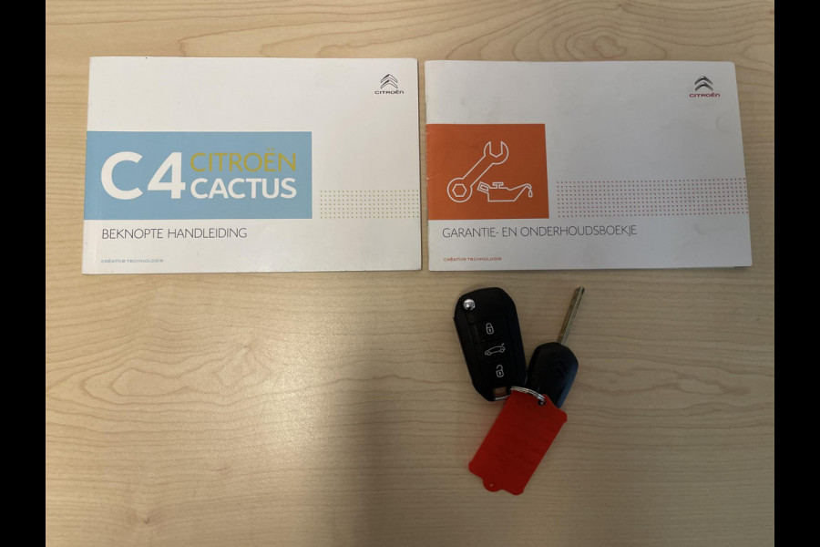 Citroën C4 Cactus 1.2 PureTech Feel 16"/Nieuwe Distributieset/Navigatie/Apple Carplay & Android Auto/PDC/Climate/Cruise