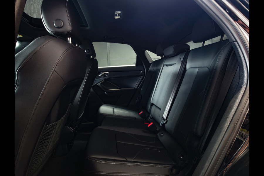 Audi Q3 Sportback 35 TFSI 3x S Line Pano | Keyless | Trekhaak | Matrix | Camera | Leder