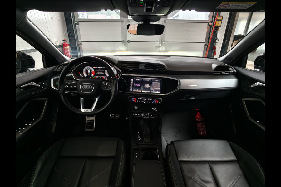 Audi Q3 Sportback 35 TFSI 3x S Line Pano | Keyless | Trekhaak | Matrix | Camera | Leder