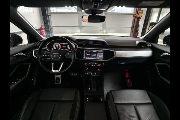 Audi Q3 Sportback 35 TFSI 3x S Line Pano | Keyless | Trekhaak | Matrix | Camera | Leder