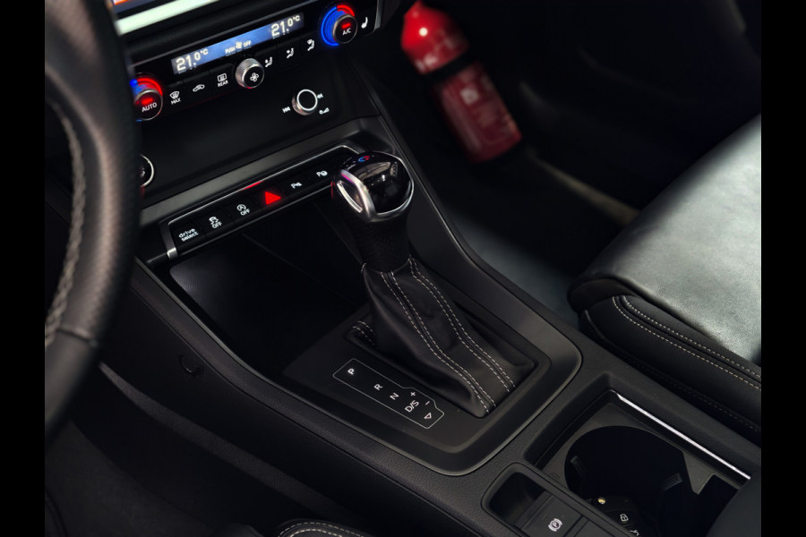 Audi Q3 Sportback 35 TFSI 3x S Line Pano | Keyless | Trekhaak | Matrix | Camera | Leder