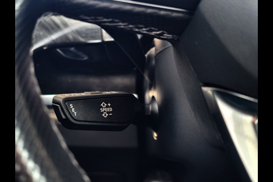 Audi Q3 Sportback 35 TFSI 3x S Line Pano | Keyless | Trekhaak | Matrix | Camera | Leder