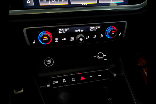 Audi Q3 Sportback 35 TFSI 3x S Line Pano | Keyless | Trekhaak | Matrix | Camera | Leder