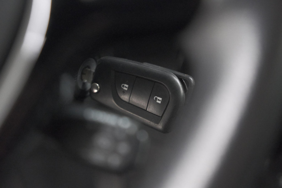 Citroën C1 1.0 VTi Feel | AllSeason banden | Radio | Bluetooth | Airco | 5 Deurs