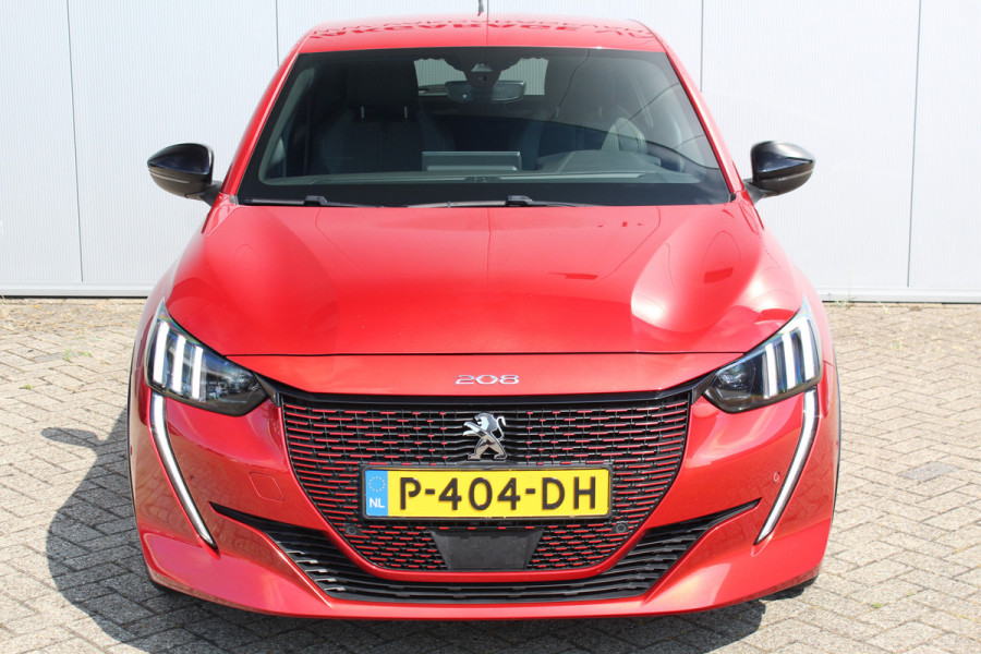 Peugeot e-208 EV GT Première 1 fase 50 kWh ELEKTRISCH ! Zeer nette en goed onderhouden wagen ! Autm.airco, dodehoek assistent, cruise control, metallic lak, LM wielen, navigatie, telefoon voorb., USB, digitaal dashb., LED verl. etc