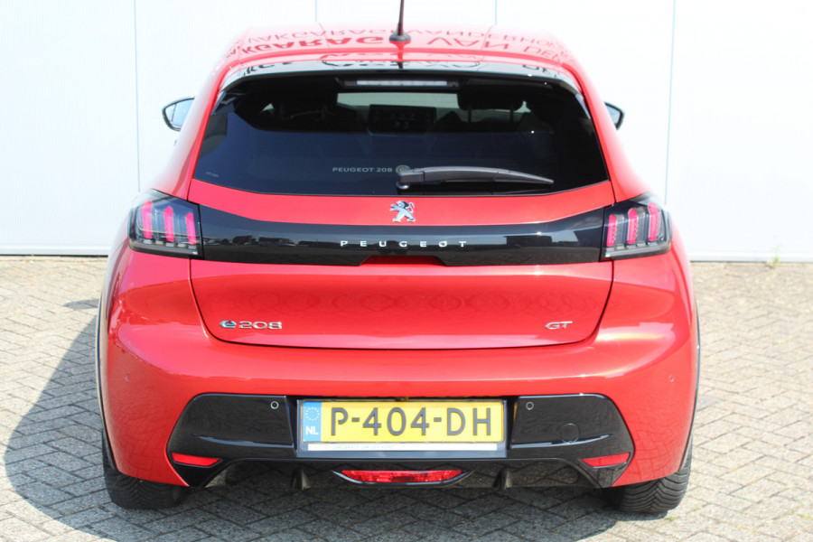 Peugeot e-208 EV GT Première 1 fase 50 kWh ELEKTRISCH ! Zeer nette en goed onderhouden wagen ! Autm.airco, dodehoek assistent, cruise control, metallic lak, LM wielen, navigatie, telefoon voorb., USB, digitaal dashb., LED verl. etc