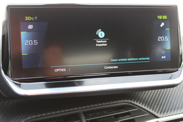 Peugeot e-208 EV GT Première 1 fase 50 kWh ELEKTRISCH ! Zeer nette en goed onderhouden wagen ! Autm.airco, dodehoek assistent, cruise control, metallic lak, LM wielen, navigatie, telefoon voorb., USB, digitaal dashb., LED verl. etc
