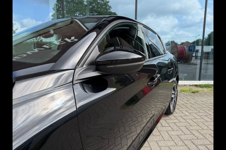 Peugeot 208 1.2 PureTech Allure Pack - Navi - Climate - Parkeerhulp - Org.NL