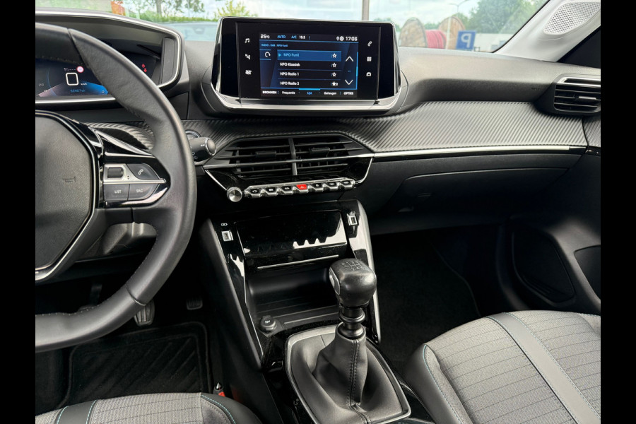 Peugeot 208 1.2 PureTech Allure Pack - Navi - Climate - Parkeerhulp - Org.NL