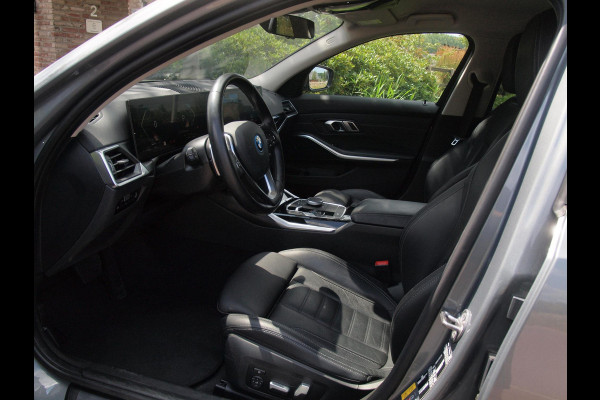 BMW 3 Serie Touring 320e | Camera | Trekhaak | Sfeerverlichting | Stoelmemory | Cruise Control |