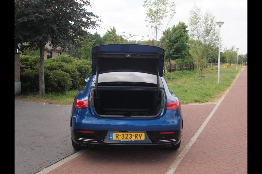 Mercedes-Benz EQE 350+ AMG Line 91 kWh | Burmester | Camera | Sfeerverlichting | ACC | NL-Auto |