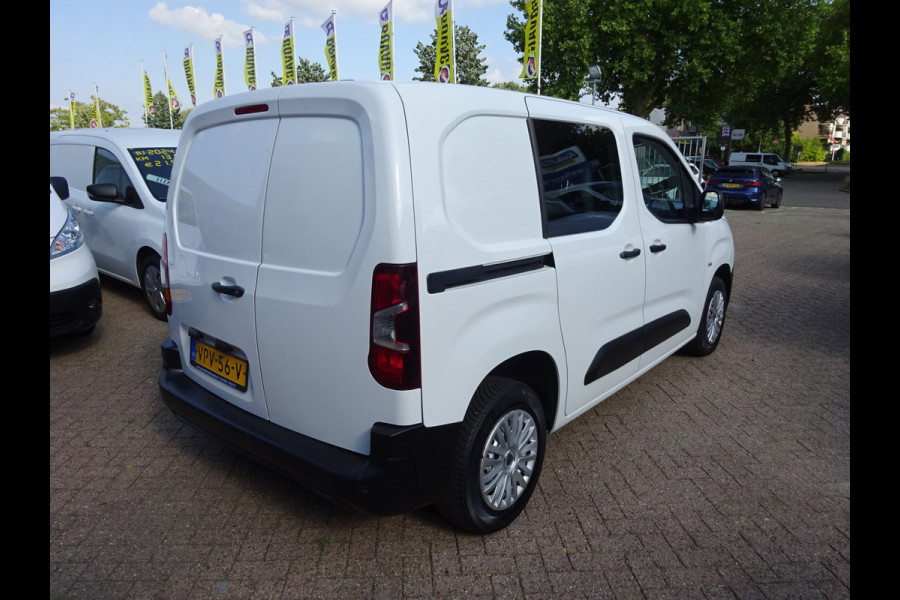 Peugeot Partner 1.2 PureTech Pro BENZINE AIRCO NAVI CRUISE CONTROL PDC SCHUIFDEUR