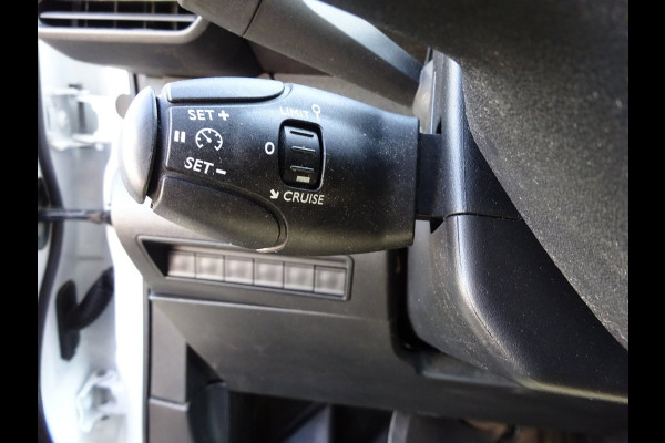 Peugeot Partner 1.2 PureTech Pro BENZINE AIRCO NAVI CRUISE CONTROL PDC SCHUIFDEUR