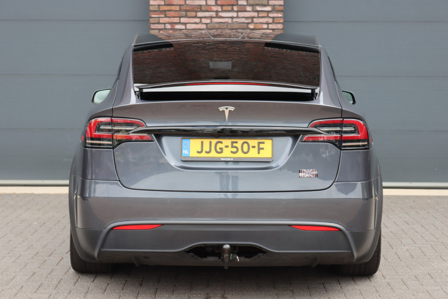 Tesla Model X Plaid AWD 6p. 100kWh | 1020pk | 71.500,- ex BTW | Luchtvering | Autopilot | Carbon | Trekhaak | Stoelventilatie | Leder | Sterrenhemel | Display Achter | Verwarmd Stuurwiel |