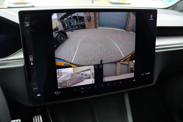 Tesla Model X Plaid AWD 6p. 100kWh | 1020pk | 71.500,- ex BTW | Luchtvering | Autopilot | Carbon | Trekhaak | Stoelventilatie | Leder | Sterrenhemel | Display Achter | Verwarmd Stuurwiel |