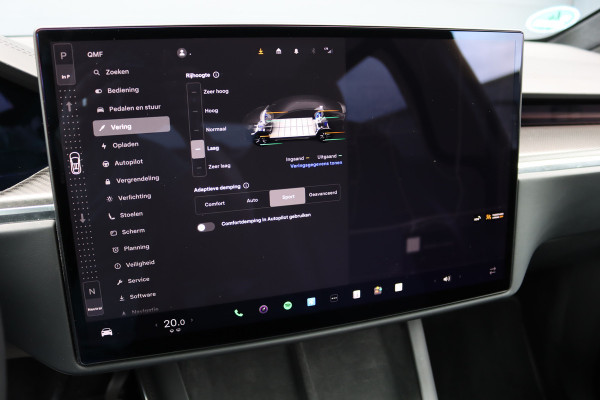 Tesla Model X Plaid AWD 6p. 100kWh | 1020pk | 71.500,- ex BTW | Luchtvering | Autopilot | Carbon | Trekhaak | Stoelventilatie | Leder | Sterrenhemel | Display Achter | Verwarmd Stuurwiel |