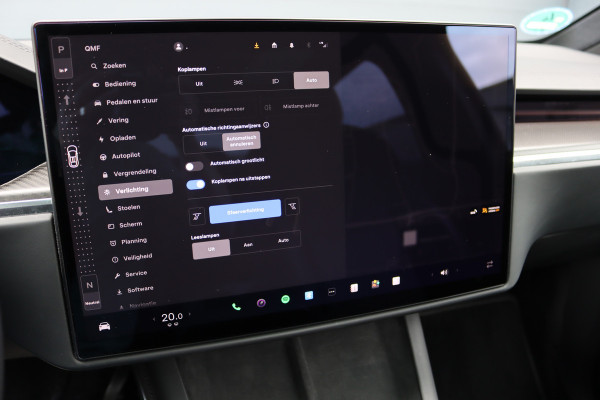 Tesla Model X Plaid AWD 6p. 100kWh | 1020pk | 71.500,- ex BTW | Luchtvering | Autopilot | Carbon | Trekhaak | Stoelventilatie | Leder | Sterrenhemel | Display Achter | Verwarmd Stuurwiel |