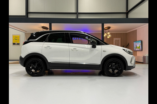 Opel Crossland X 1.2 Ultimate. Aut. 130pk Black Ed. Navi 360° Half Leder/Cantara Stuurverw.