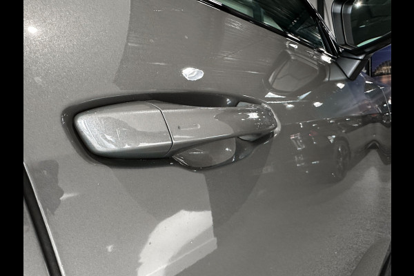 Audi Q3 Sportback 35 TFSI S-Line Stuurverwarming|Trekhaak|Keyless|360camera|Panorama|ACC|Dodehoekassist|
