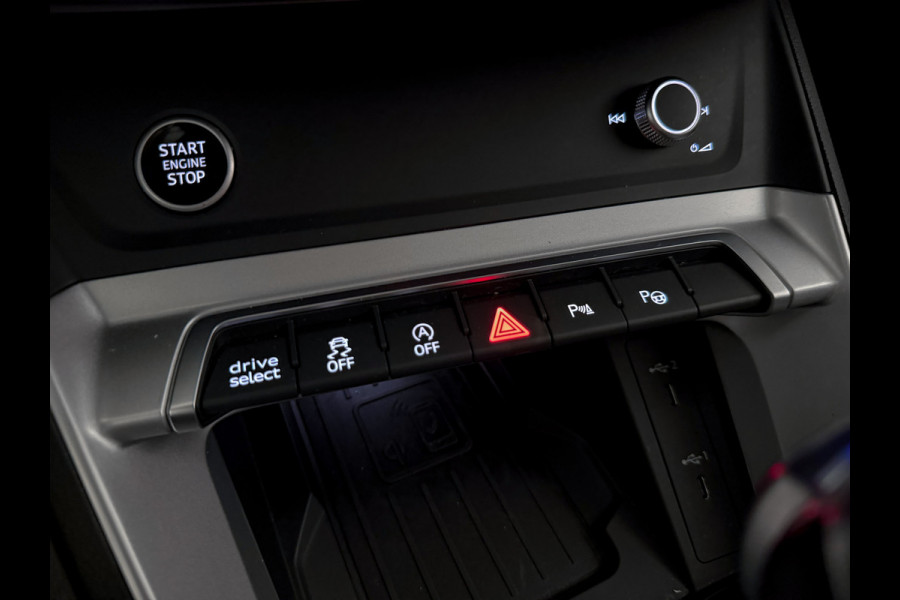 Audi Q3 Sportback 35 TFSI S-Line Stuurverwarming|Trekhaak|Keyless|360camera|Panorama|ACC|Dodehoekassist|