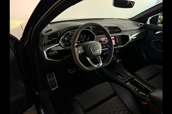 Audi RSQ3 Sportback 2.5 TFSI Pano|Sonos|Alcantara|Sfeer|Camera