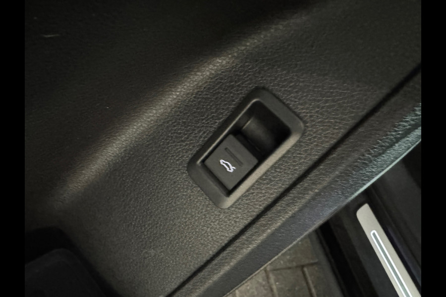 Audi RSQ3 Sportback 2.5 TFSI Pano|Sonos|Alcantara|Sfeer|Camera