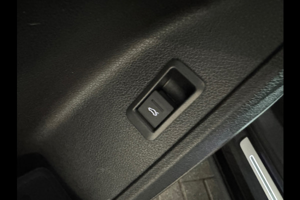 Audi RSQ3 Sportback 2.5 TFSI Pano|Sonos|Alcantara|Sfeer|Camera