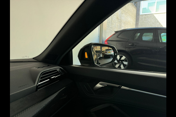 Audi RSQ3 Sportback 2.5 TFSI Pano|Sonos|Alcantara|Sfeer|Camera