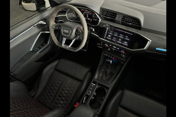 Audi RSQ3 Sportback 2.5 TFSI Pano|Sonos|Alcantara|Sfeer|Camera